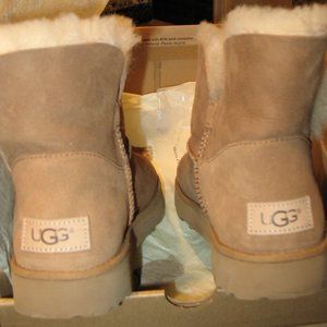 UGG Ladies Sheepskin Boots